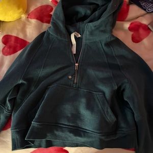 Lululemon Scuba half Zip up